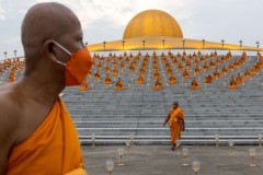 Senior Thai monk nabbed for embezzling temple funds